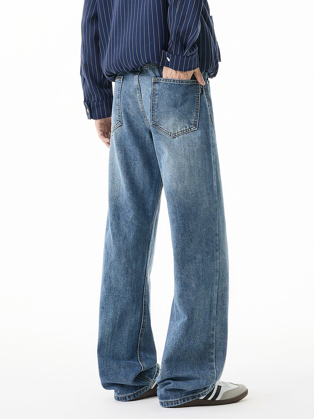 Straight Leg Distressed Denim Jeans for Men